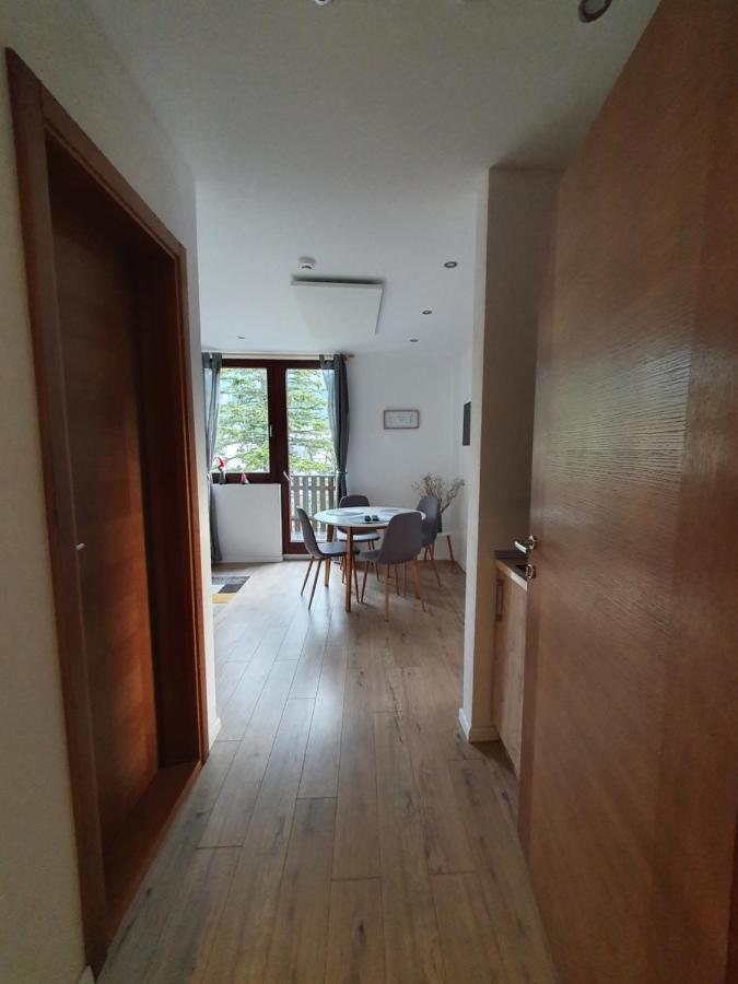 Jelka Apartmani 亚霍里纳 外观 照片