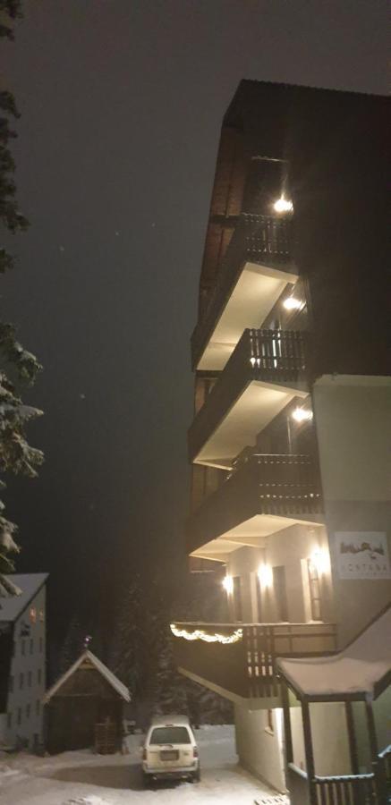 Jelka Apartmani 亚霍里纳 外观 照片